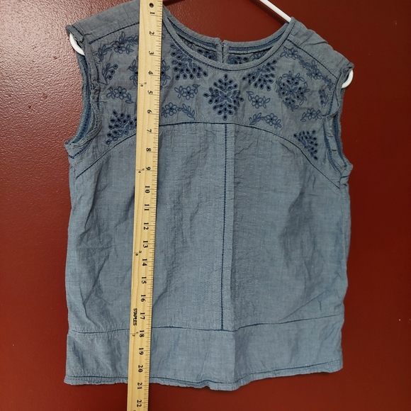 Abercrombie & Fitch Blue Sleevesless Embroidered Top - Size XS - Picture 10 of 10